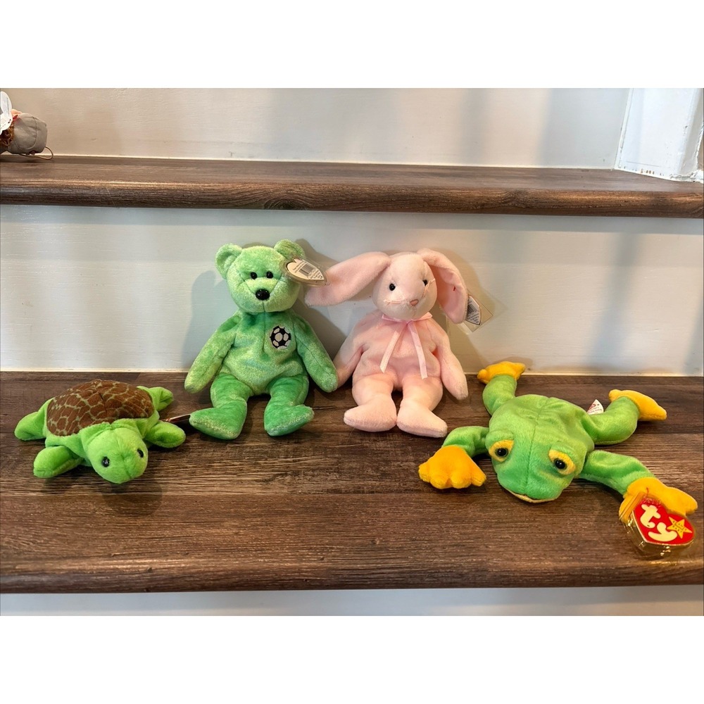 TY Beanie Babies Lot Of 4 Hoppity-1996, Speedy-1993, Smoochy-1997 & Kicks-1999